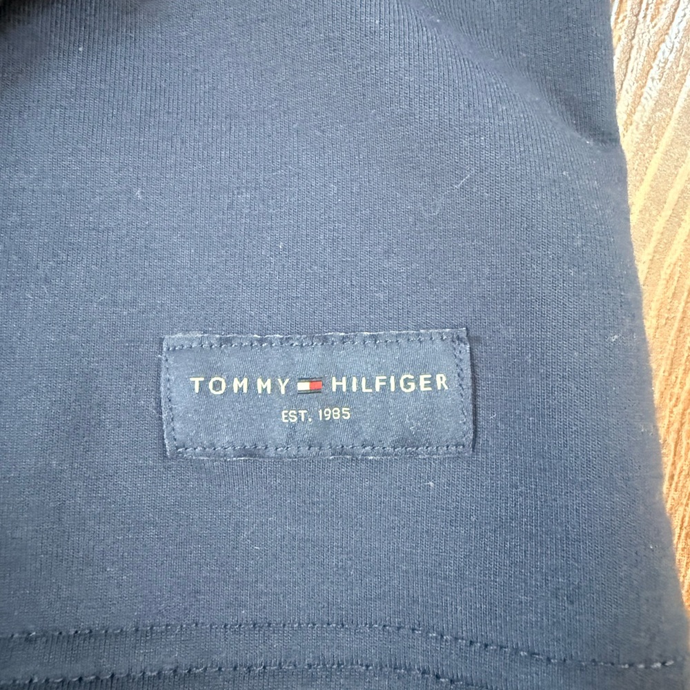 Tommy Hilfiger Navy Hoodie with Matching Shirts - Picture 3 of 10